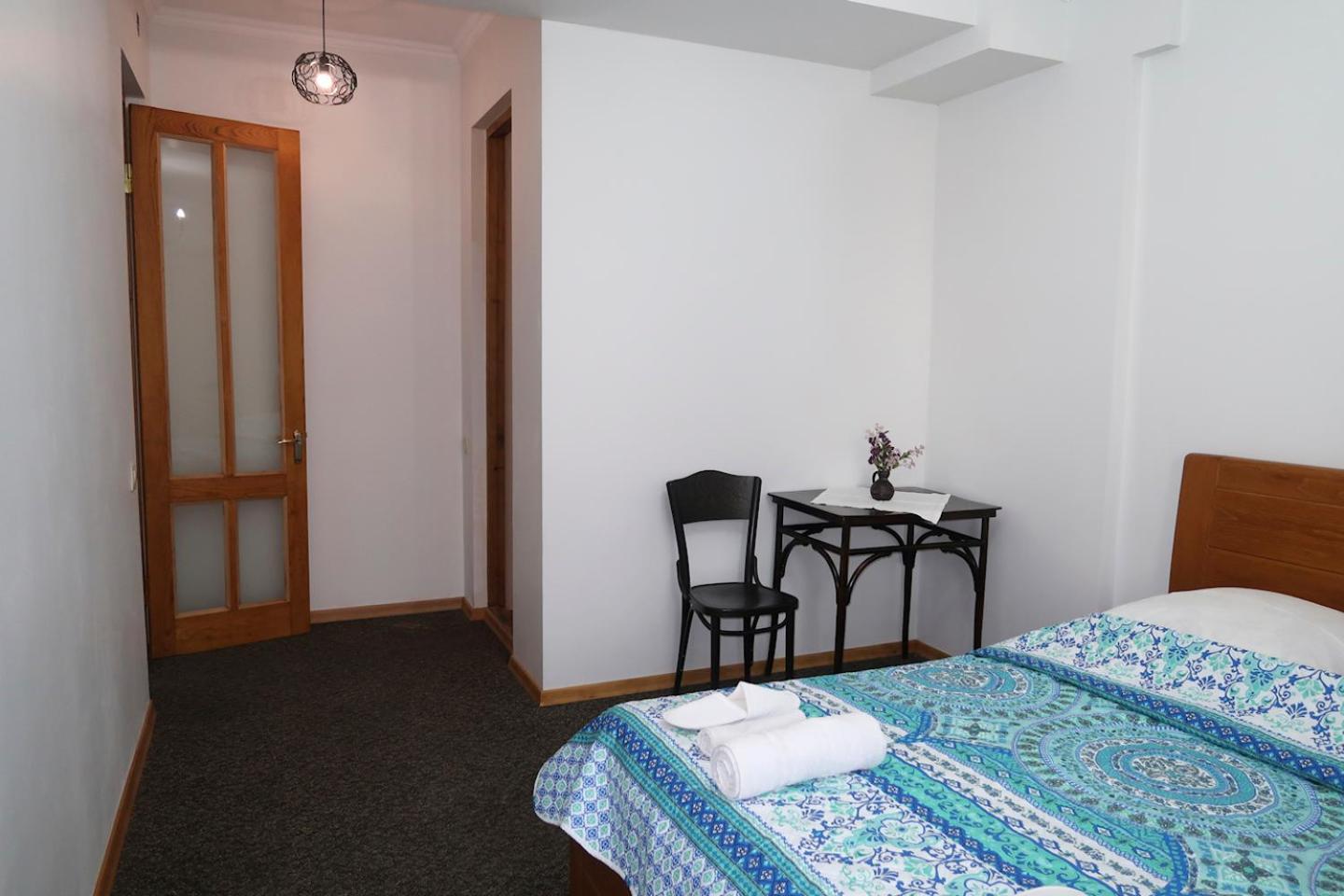 Guest House Merci Тбілісі Екстер'єр фото