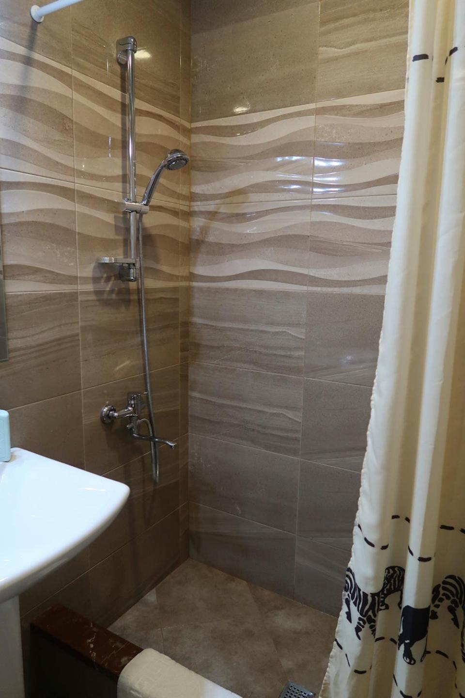 Guest House Merci Тбілісі Екстер'єр фото