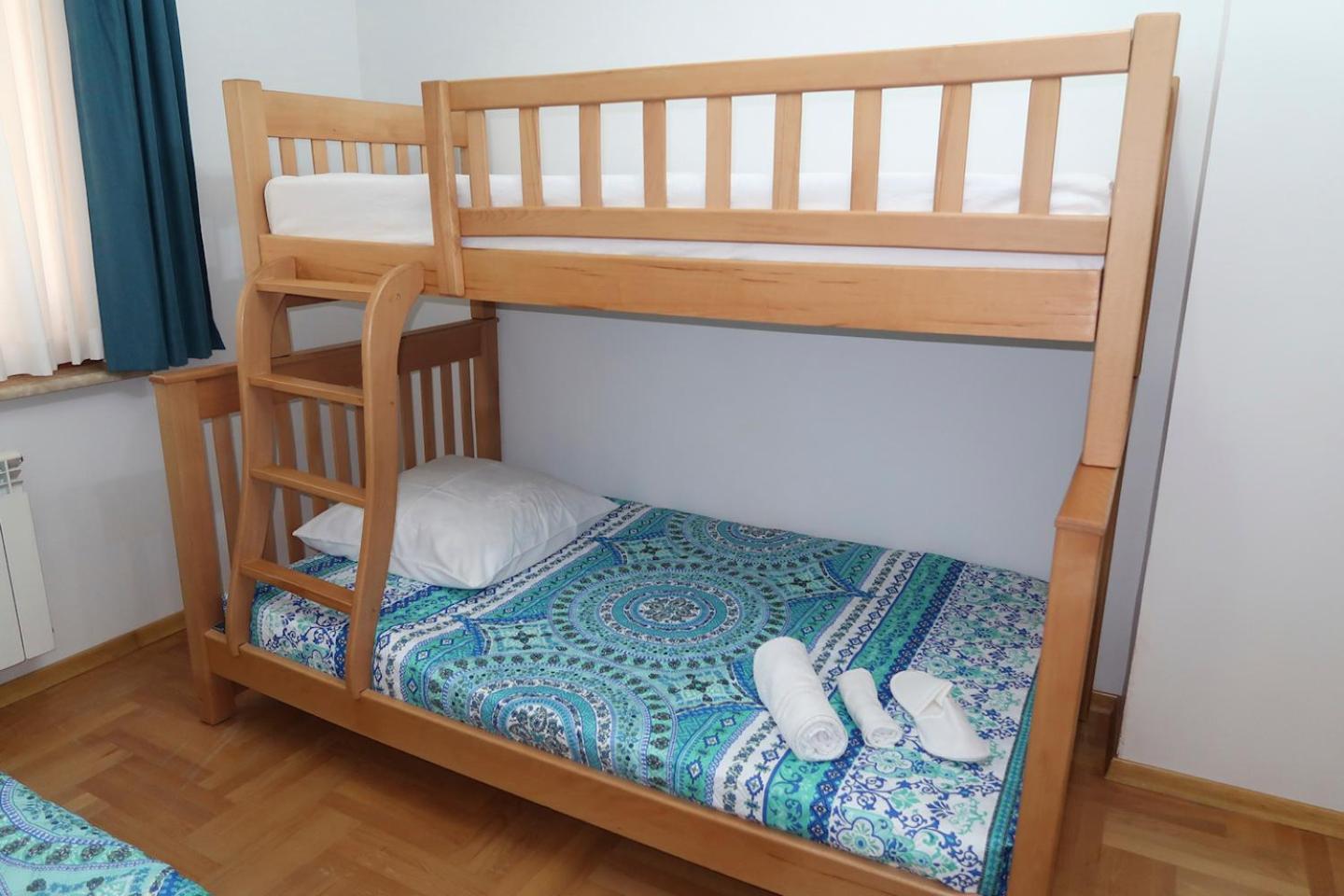 Guest House Merci Тбілісі Екстер'єр фото